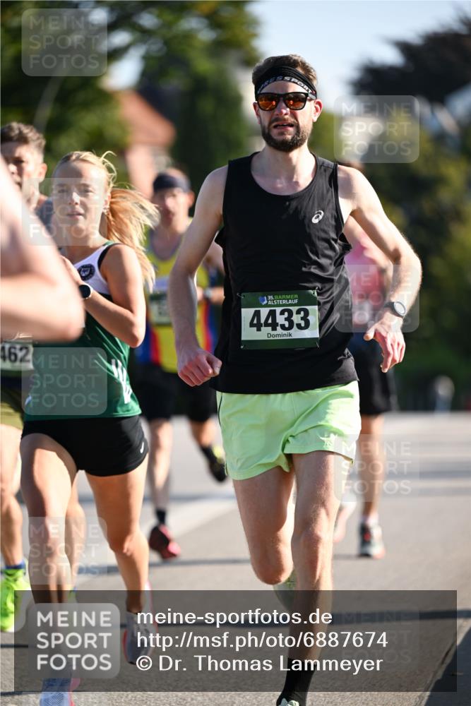 01.09.2024 - BARMER Alsterlauf Dr. Thomas Lammeyer http://msf.ph/oto/6887674 01.09.2024 09:21:13 Laufen 462, 35, 4433 meine-sportfotos.de