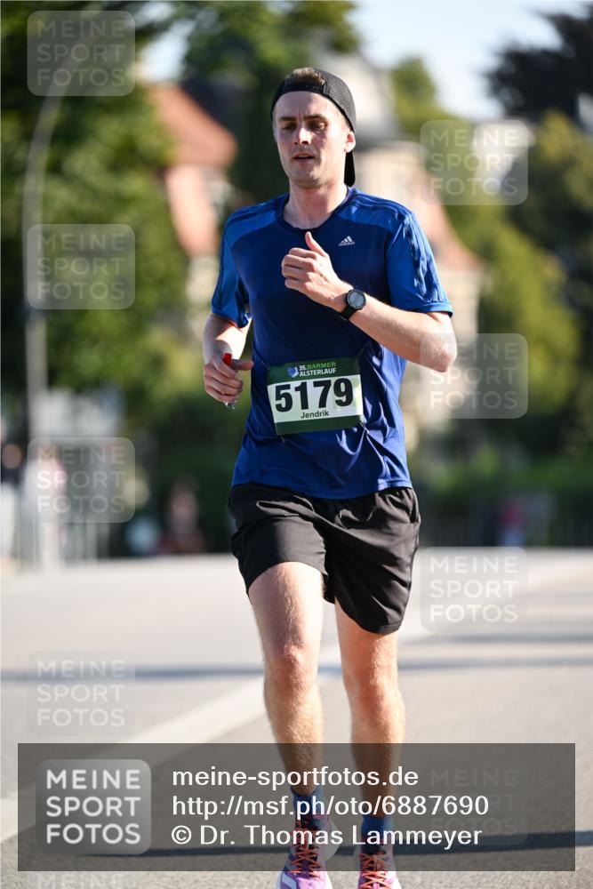 01.09.2024 - BARMER Alsterlauf Dr. Thomas Lammeyer http://msf.ph/oto/6887690 01.09.2024 09:21:18 Laufen 35, 1, 5179 meine-sportfotos.de