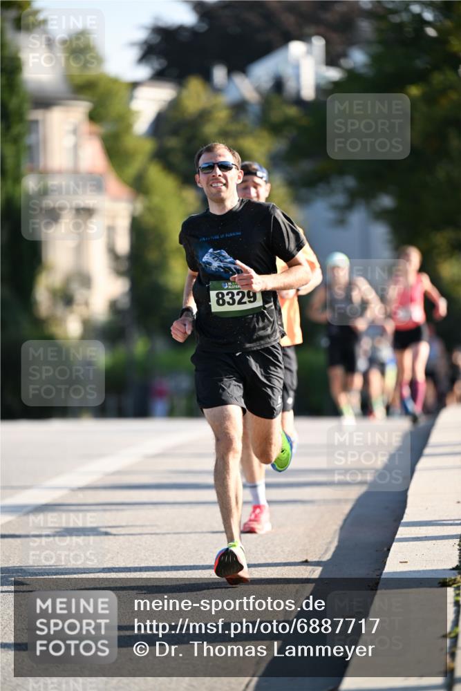 01.09.2024 - BARMER Alsterlauf Dr. Thomas Lammeyer http://msf.ph/oto/6887717 01.09.2024 09:21:26 Laufen 8329 meine-sportfotos.de