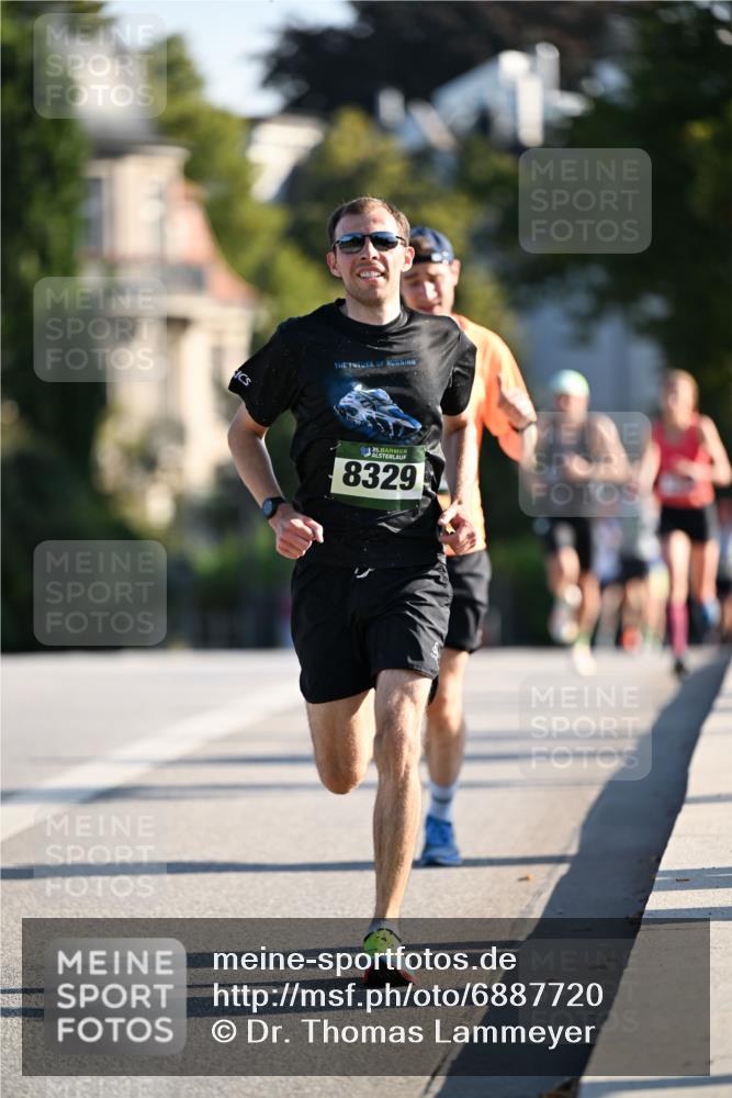 01.09.2024 - BARMER Alsterlauf Dr. Thomas Lammeyer http://msf.ph/oto/6887720 01.09.2024 09:21:26 Laufen 35, 8329 meine-sportfotos.de