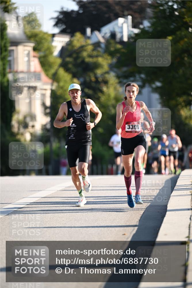 01.09.2024 - BARMER Alsterlauf Dr. Thomas Lammeyer http://msf.ph/oto/6887730 01.09.2024 09:21:29 Laufen 3398 meine-sportfotos.de