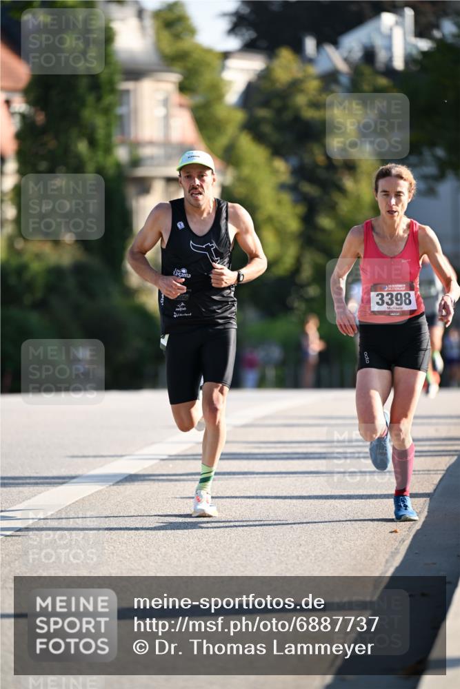 01.09.2024 - BARMER Alsterlauf Dr. Thomas Lammeyer http://msf.ph/oto/6887737 01.09.2024 09:21:30 Laufen 35, 3398 meine-sportfotos.de