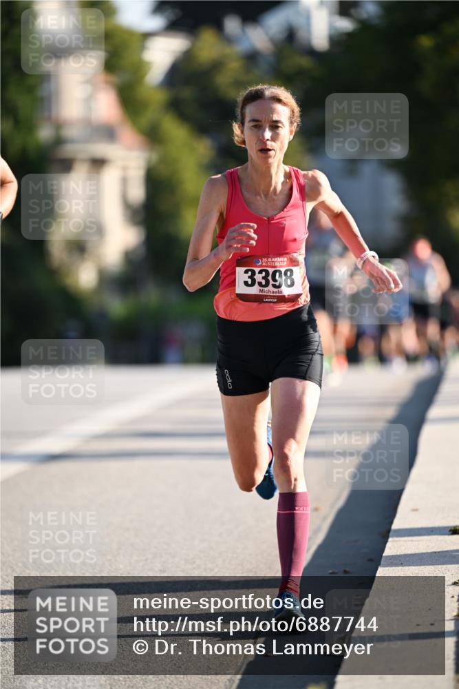 01.09.2024 - BARMER Alsterlauf Dr. Thomas Lammeyer http://msf.ph/oto/6887744 01.09.2024 09:21:32 Laufen 35, 1, 3398 meine-sportfotos.de