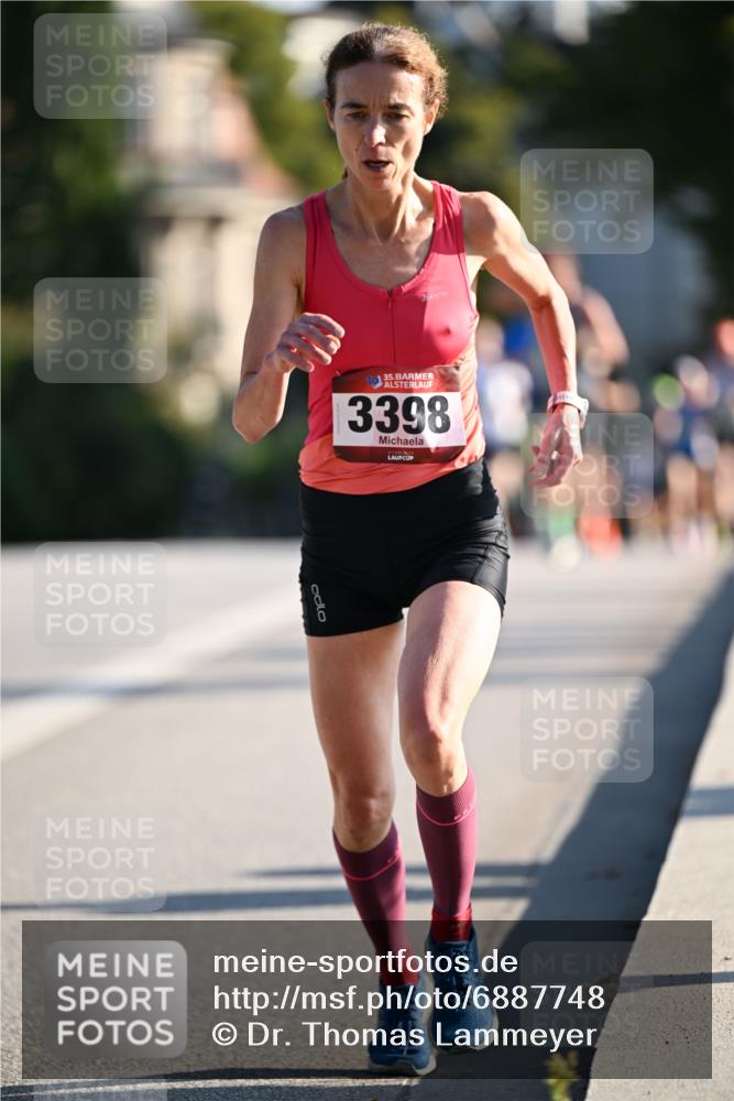 01.09.2024 - BARMER Alsterlauf Dr. Thomas Lammeyer http://msf.ph/oto/6887748 01.09.2024 09:21:32 Laufen 35, 3398 meine-sportfotos.de