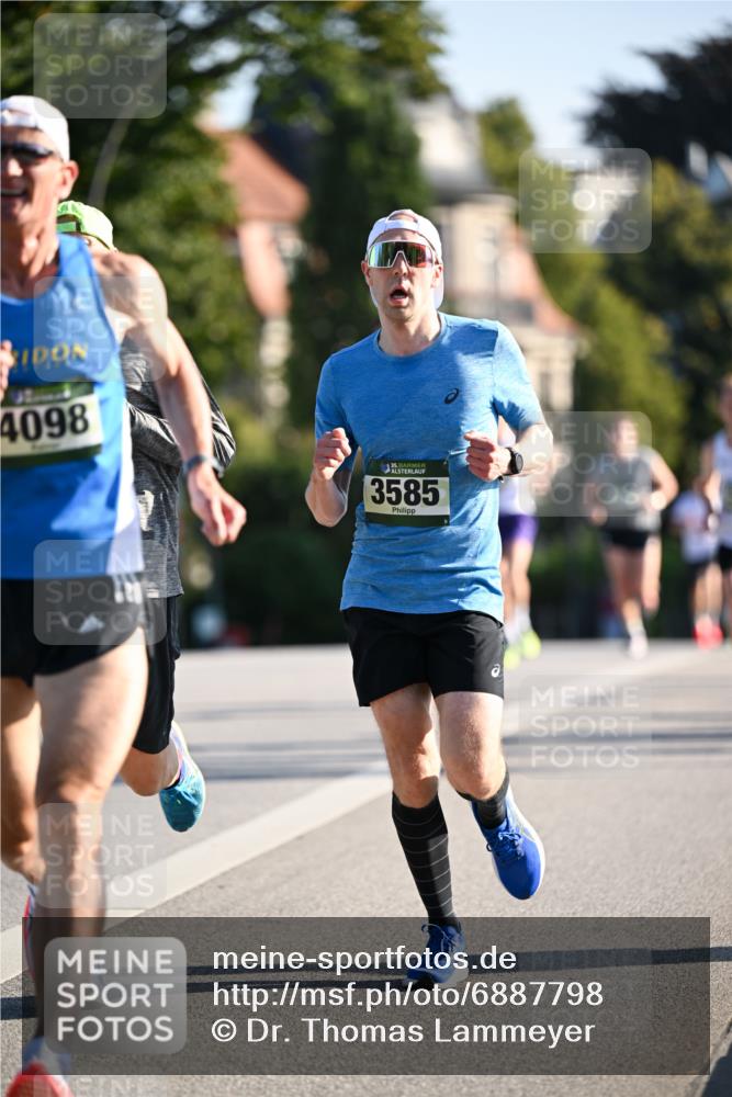 01.09.2024 - BARMER Alsterlauf Dr. Thomas Lammeyer http://msf.ph/oto/6887798 01.09.2024 09:21:44 Laufen 4098, 35, 3585 meine-sportfotos.de