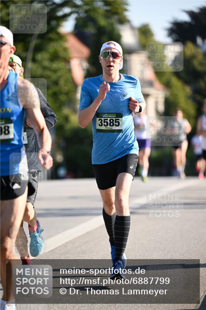 01.09.2024 - BARMER Alsterlauf Dr. Thomas Lammeyer http://msf.ph/oto/6887799 01.09.2024 09:21:45 Laufen 98, 35, 3585 meine-sportfotos.de