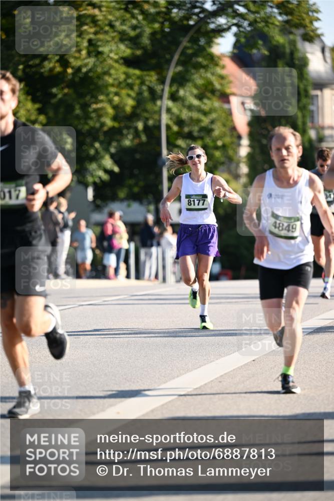 01.09.2024 - BARMER Alsterlauf Dr. Thomas Lammeyer http://msf.ph/oto/6887813 01.09.2024 09:21:47 Laufen 017, 8177, 4849, 34 meine-sportfotos.de