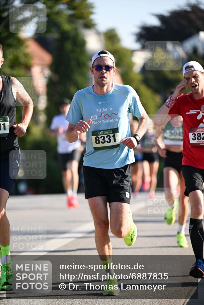 01.09.2024 - BARMER Alsterlauf Dr. Thomas Lammeyer http://msf.ph/oto/6887835 01.09.2024 09:21:51 Laufen 01, 30, 635, 8331, 504, 382 meine-sportfotos.de