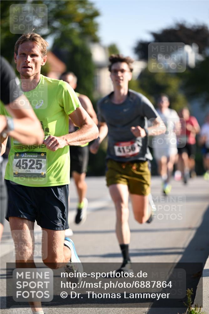 01.09.2024 - BARMER Alsterlauf Dr. Thomas Lammeyer http://msf.ph/oto/6887864 01.09.2024 09:21:58 Laufen 35, 4525, 4156 meine-sportfotos.de