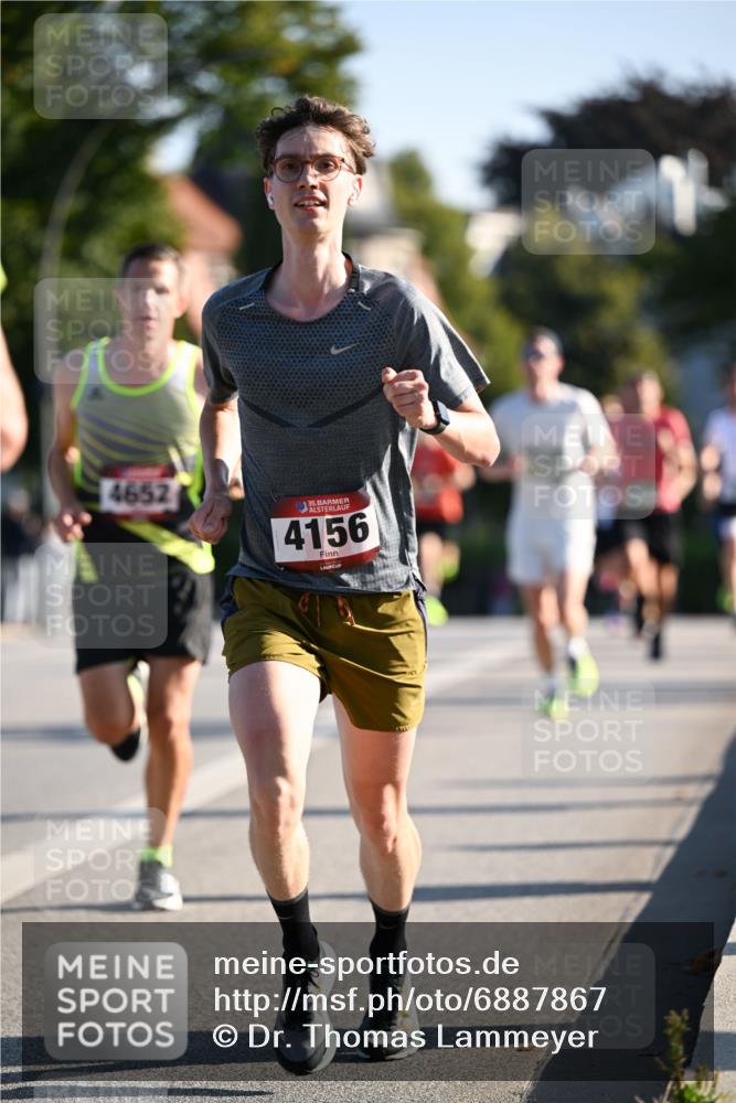01.09.2024 - BARMER Alsterlauf Dr. Thomas Lammeyer http://msf.ph/oto/6887867 01.09.2024 09:21:58 Laufen 4652, 35, 4156 meine-sportfotos.de