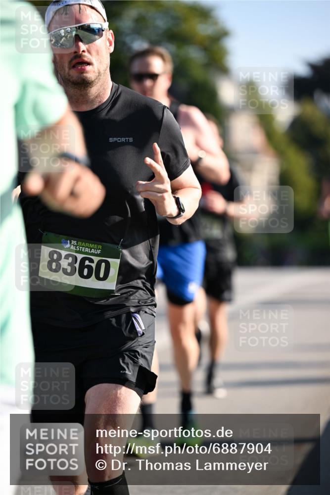 01.09.2024 - BARMER Alsterlauf Dr. Thomas Lammeyer http://msf.ph/oto/6887904 01.09.2024 09:22:05 Laufen 35, 8360 meine-sportfotos.de