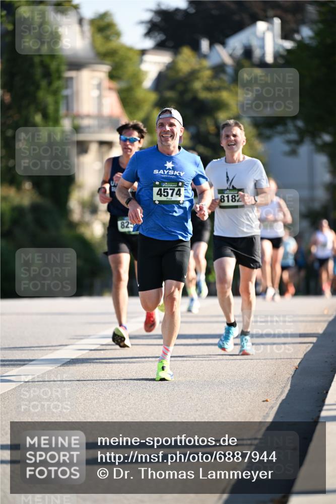 01.09.2024 - BARMER Alsterlauf Dr. Thomas Lammeyer http://msf.ph/oto/6887944 01.09.2024 09:22:13 Laufen 825, 4574, 8182 meine-sportfotos.de