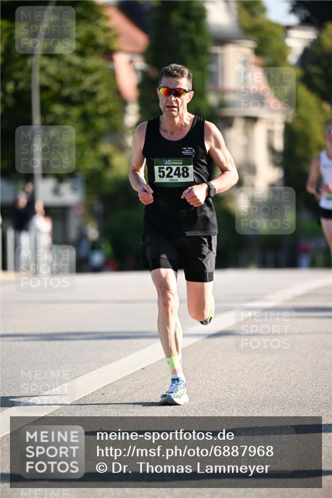 01.09.2024 - BARMER Alsterlauf Dr. Thomas Lammeyer http://msf.ph/oto/6887968 01.09.2024 09:22:18 Laufen 35, 5248 meine-sportfotos.de