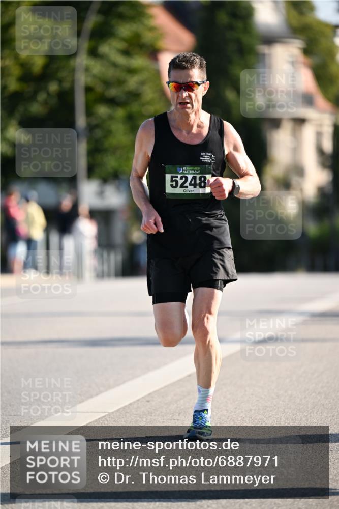 01.09.2024 - BARMER Alsterlauf Dr. Thomas Lammeyer http://msf.ph/oto/6887971 01.09.2024 09:22:18 Laufen 35, 5248 meine-sportfotos.de