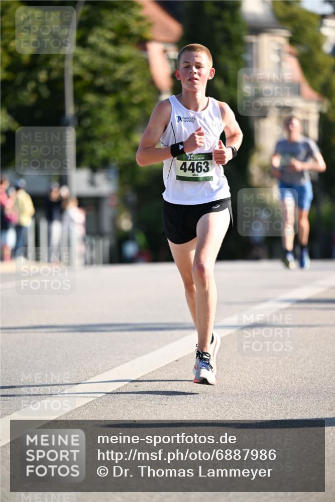 01.09.2024 - BARMER Alsterlauf Dr. Thomas Lammeyer http://msf.ph/oto/6887986 01.09.2024 09:22:21 Laufen 35, 4463 meine-sportfotos.de