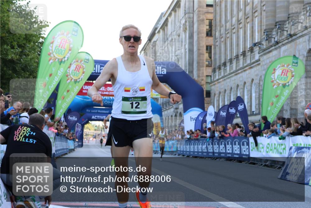 01.09.2024 - BARMER Alsterlauf Strokosch-Dieckow http://msf.ph/oto/6888006 01.09.2024 09:31:24 Ziel 4, 12, 16, 21, 8078 meine-sportfotos.de
