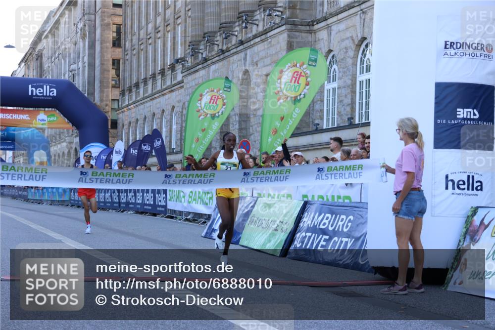 01.09.2024 - BARMER Alsterlauf Strokosch-Dieckow http://msf.ph/oto/6888010 01.09.2024 09:31:29 Ziel 16, 21 meine-sportfotos.de