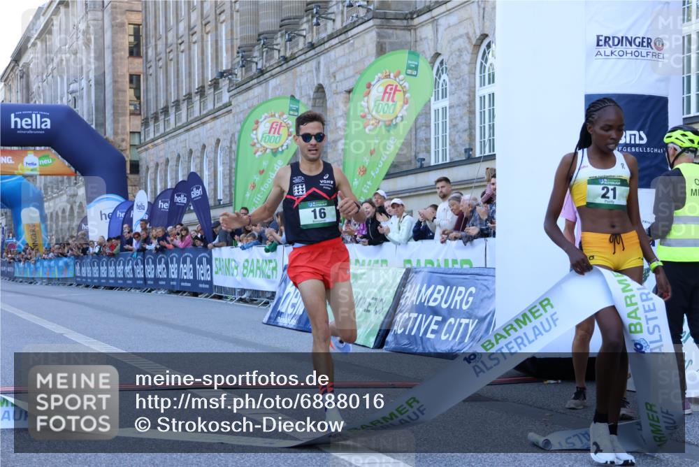 01.09.2024 - BARMER Alsterlauf Strokosch-Dieckow http://msf.ph/oto/6888016 01.09.2024 09:31:31 Ziel 16, 21 meine-sportfotos.de