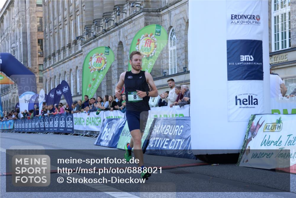 01.09.2024 - BARMER Alsterlauf Strokosch-Dieckow http://msf.ph/oto/6888021 01.09.2024 09:31:47 Ziel 8 meine-sportfotos.de