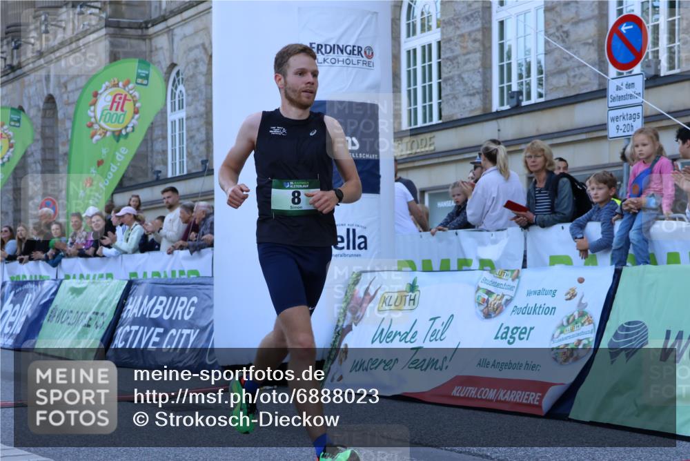 01.09.2024 - BARMER Alsterlauf Strokosch-Dieckow http://msf.ph/oto/6888023 01.09.2024 09:31:48 Ziel 8 meine-sportfotos.de