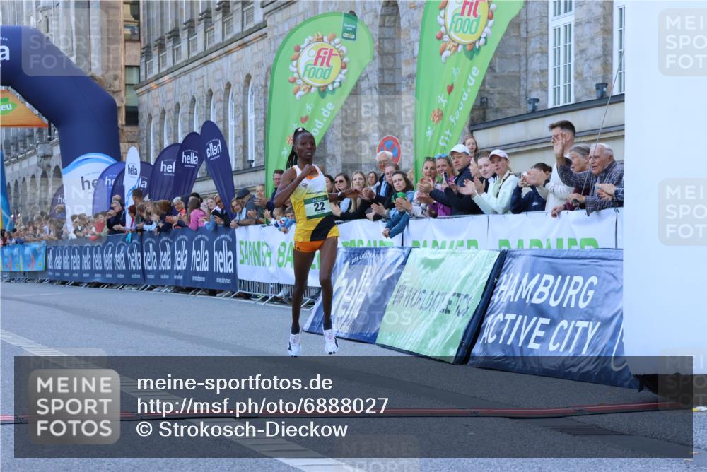 01.09.2024 - BARMER Alsterlauf Strokosch-Dieckow http://msf.ph/oto/6888027 01.09.2024 09:31:59 Ziel 22, 4793 meine-sportfotos.de