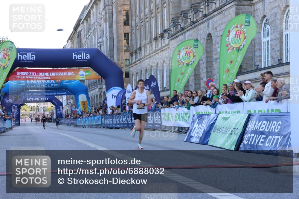 01.09.2024 - BARMER Alsterlauf Strokosch-Dieckow http://msf.ph/oto/6888032 01.09.2024 09:32:07 Ziel 4793 meine-sportfotos.de