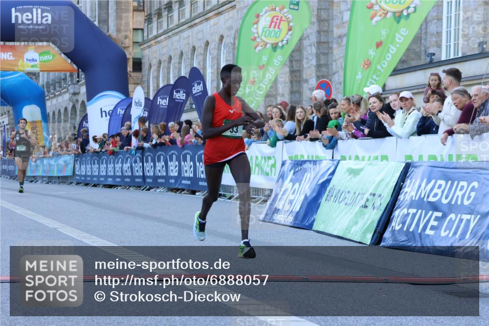 01.09.2024 - BARMER Alsterlauf Strokosch-Dieckow http://msf.ph/oto/6888057 01.09.2024 09:32:37 Ziel 17, 33, 5048 meine-sportfotos.de