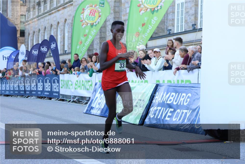 01.09.2024 - BARMER Alsterlauf Strokosch-Dieckow http://msf.ph/oto/6888061 01.09.2024 09:32:38 Ziel 9, 17, 33, 5048 meine-sportfotos.de