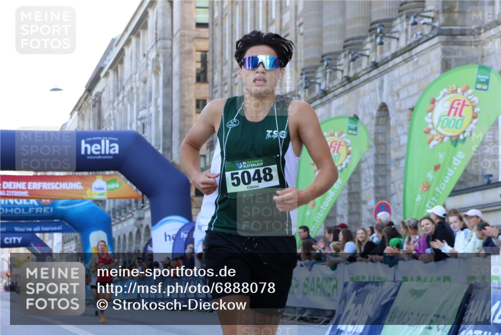 01.09.2024 - BARMER Alsterlauf Strokosch-Dieckow http://msf.ph/oto/6888078 01.09.2024 09:32:44 Ziel 9, 17, 4884, 5048 meine-sportfotos.de