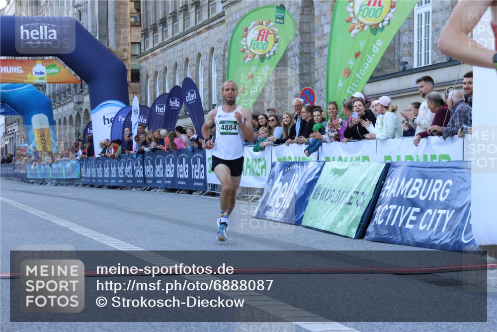 01.09.2024 - BARMER Alsterlauf Strokosch-Dieckow http://msf.ph/oto/6888087 01.09.2024 09:32:50 Ziel 9, 4884 meine-sportfotos.de