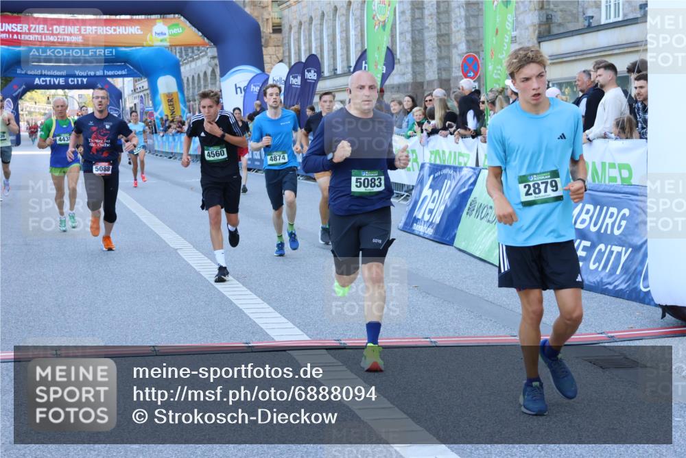 01.09.2024 - BARMER Alsterlauf Strokosch-Dieckow http://msf.ph/oto/6888094 01.09.2024 09:48:36 Ziel 2623, 2773, 2879, 2986, 3971, 4001, 4356, 4438, 4560, 4709, 4874, 5083, 5088, 5161, 5175 meine-sportfotos.de