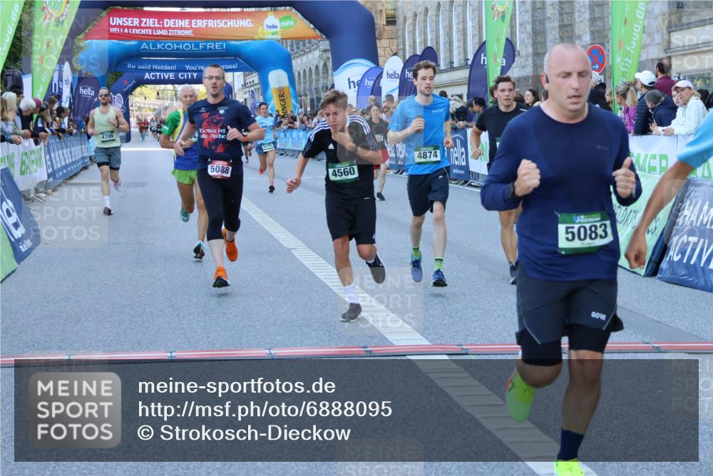 01.09.2024 - BARMER Alsterlauf Strokosch-Dieckow http://msf.ph/oto/6888095 01.09.2024 09:48:37 Ziel 2623, 2773, 2879, 2986, 3931, 3971, 4001, 4438, 4560, 4709, 4874, 5083, 5088, 5161, 5175 meine-sportfotos.de