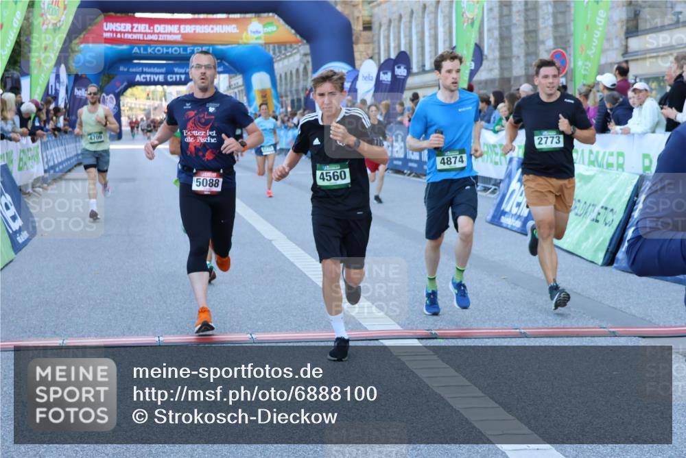 01.09.2024 - BARMER Alsterlauf Strokosch-Dieckow http://msf.ph/oto/6888100 01.09.2024 09:48:38 Ziel 2623, 2773, 2879, 2986, 3787, 3931, 3971, 4001, 4438, 4560, 4709, 4874, 5083, 5088, 5161, 5175 meine-sportfotos.de