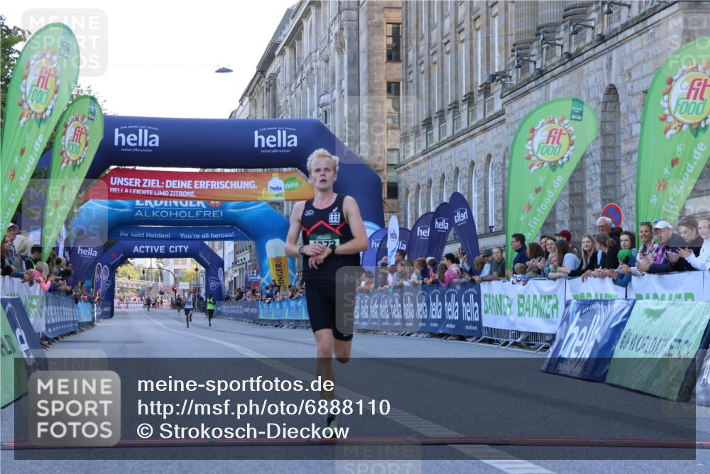 01.09.2024 - BARMER Alsterlauf Strokosch-Dieckow http://msf.ph/oto/6888110 01.09.2024 09:33:15 Ziel 4373 meine-sportfotos.de