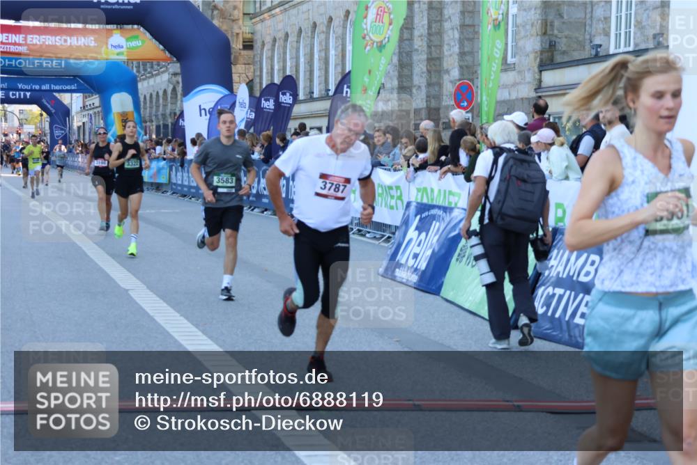 01.09.2024 - BARMER Alsterlauf Strokosch-Dieckow http://msf.ph/oto/6888119 01.09.2024 09:48:48 Ziel 3198, 3322, 3560, 3583, 3787, 3931, 3971, 4001, 5168 meine-sportfotos.de