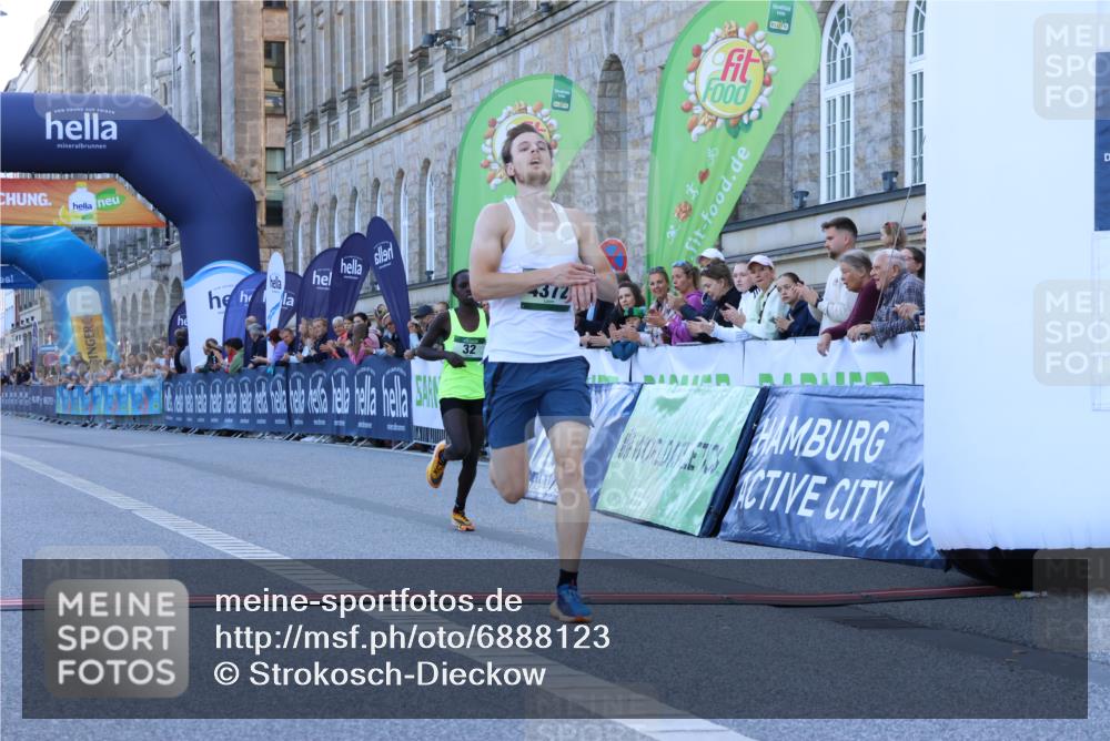 01.09.2024 - BARMER Alsterlauf Strokosch-Dieckow http://msf.ph/oto/6888123 01.09.2024 09:33:27 Ziel 32, 4372 meine-sportfotos.de