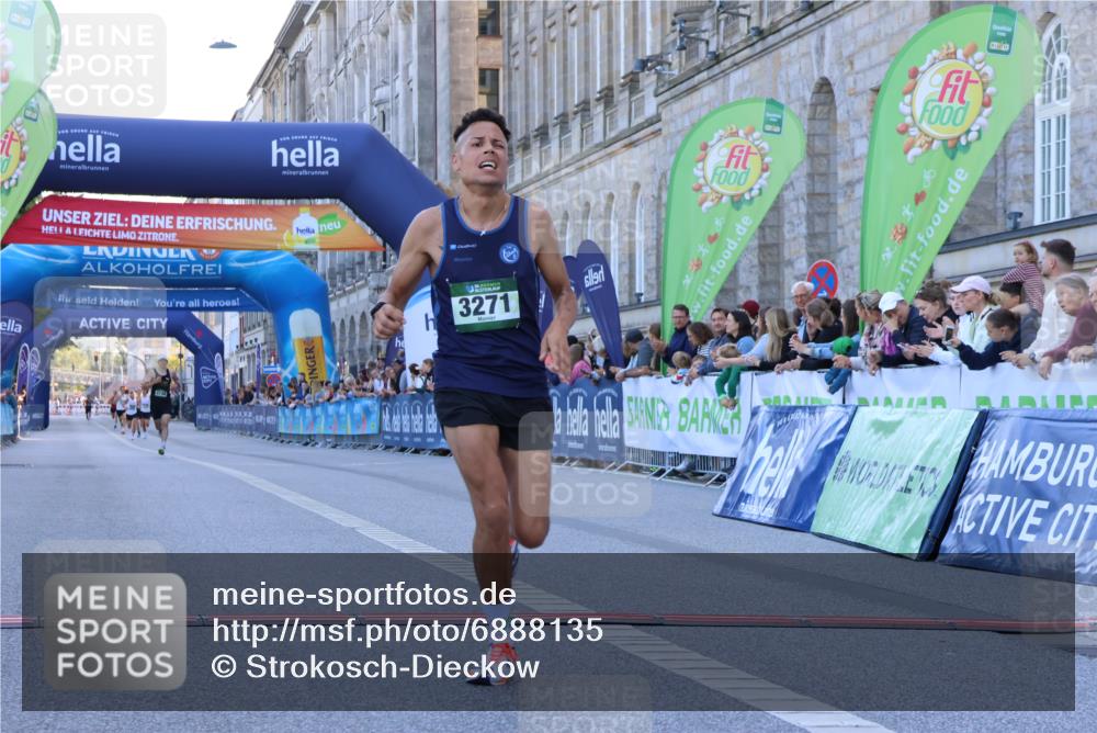 01.09.2024 - BARMER Alsterlauf Strokosch-Dieckow http://msf.ph/oto/6888135 01.09.2024 09:33:40 Ziel 3271, 4748 meine-sportfotos.de