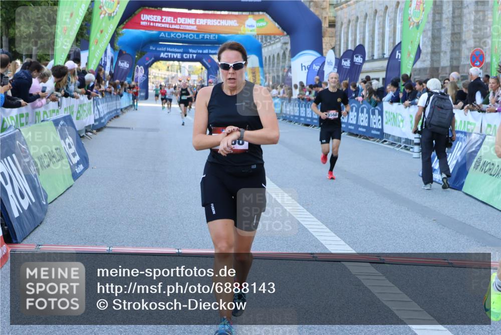 01.09.2024 - BARMER Alsterlauf Strokosch-Dieckow http://msf.ph/oto/6888143 01.09.2024 09:48:54 Ziel 2207, 2504, 3198, 3322, 3446, 3473, 3560, 5168, 8176, 8228 meine-sportfotos.de