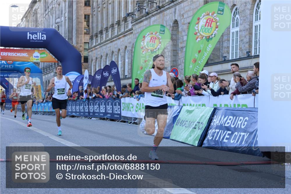 01.09.2024 - BARMER Alsterlauf Strokosch-Dieckow http://msf.ph/oto/6888150 01.09.2024 09:33:53 Ziel 3175, 3483, 4431, 4794, 4808, 4974 meine-sportfotos.de