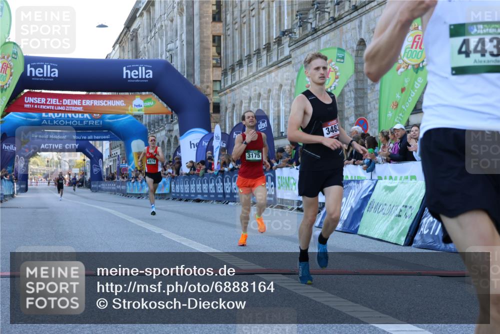 01.09.2024 - BARMER Alsterlauf Strokosch-Dieckow http://msf.ph/oto/6888164 01.09.2024 09:33:57 Ziel 3175, 3483, 4431, 4794, 4974 meine-sportfotos.de