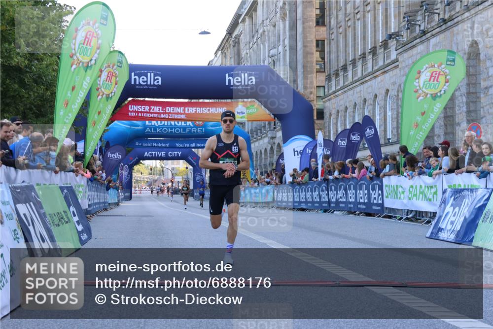 01.09.2024 - BARMER Alsterlauf Strokosch-Dieckow http://msf.ph/oto/6888176 01.09.2024 09:34:07 Ziel 4532 meine-sportfotos.de