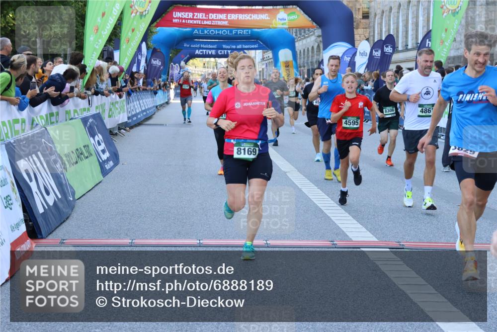 01.09.2024 - BARMER Alsterlauf Strokosch-Dieckow http://msf.ph/oto/6888189 01.09.2024 09:49:10 Ziel 2168, 2613, 3629, 3810, 3891, 4119, 4337, 4370, 4374, 4415, 4416, 4545, 4595, 4622, 4861, 4935, 8040, 8169, 8205, 8250, 8306 meine-sportfotos.de
