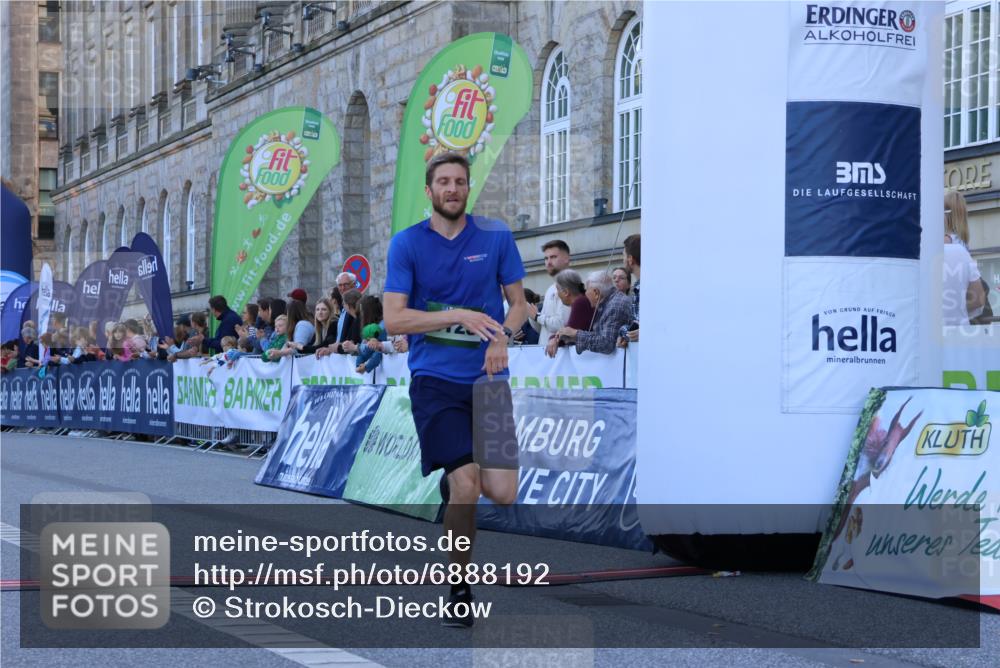 01.09.2024 - BARMER Alsterlauf Strokosch-Dieckow http://msf.ph/oto/6888192 01.09.2024 09:34:21 Ziel 23, 38, 3693, 8123 meine-sportfotos.de