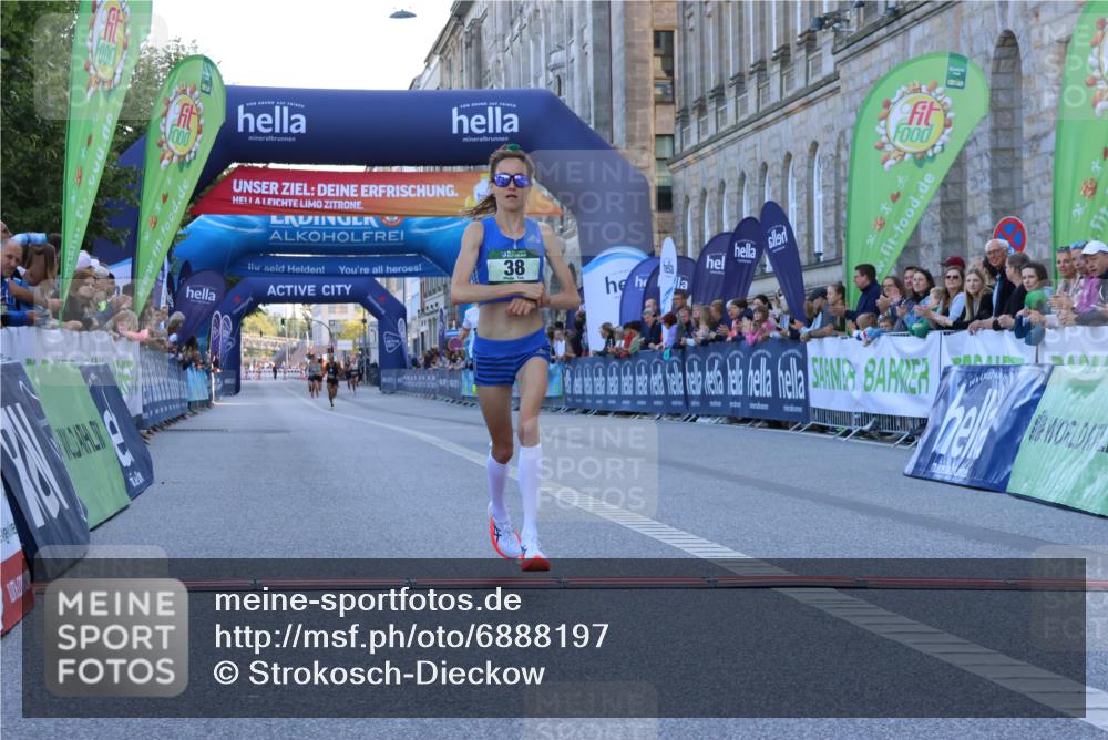 01.09.2024 - BARMER Alsterlauf Strokosch-Dieckow http://msf.ph/oto/6888197 01.09.2024 09:34:28 Ziel 38, 3693 meine-sportfotos.de