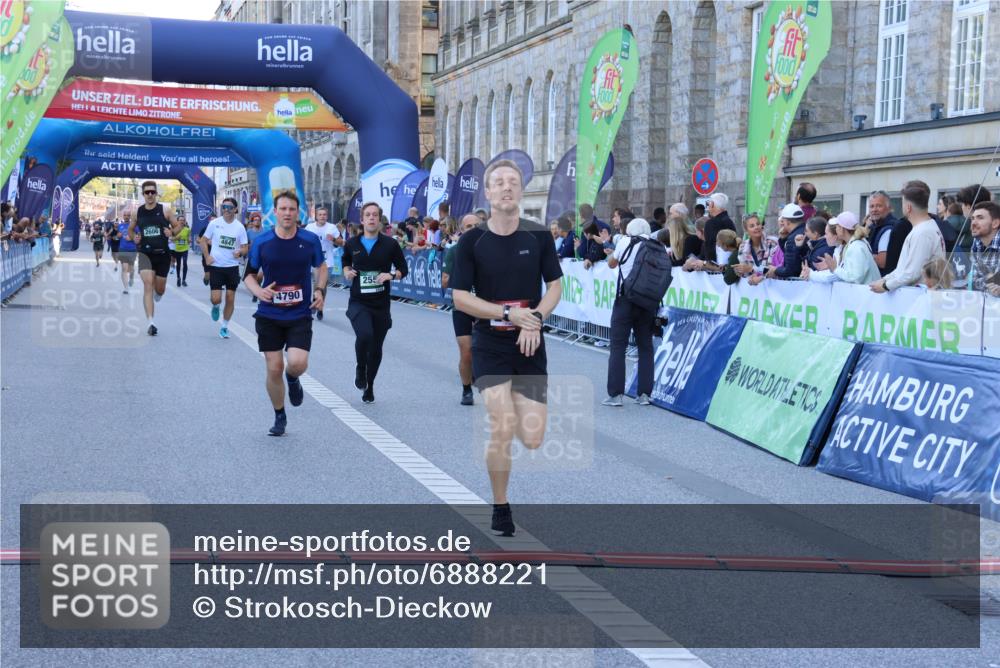 01.09.2024 - BARMER Alsterlauf Strokosch-Dieckow http://msf.ph/oto/6888221 01.09.2024 09:49:29 Ziel 2028, 2187, 2454, 2558, 2606, 4235, 4561, 4681, 4790, 4847, 5039, 5137, 8307 meine-sportfotos.de