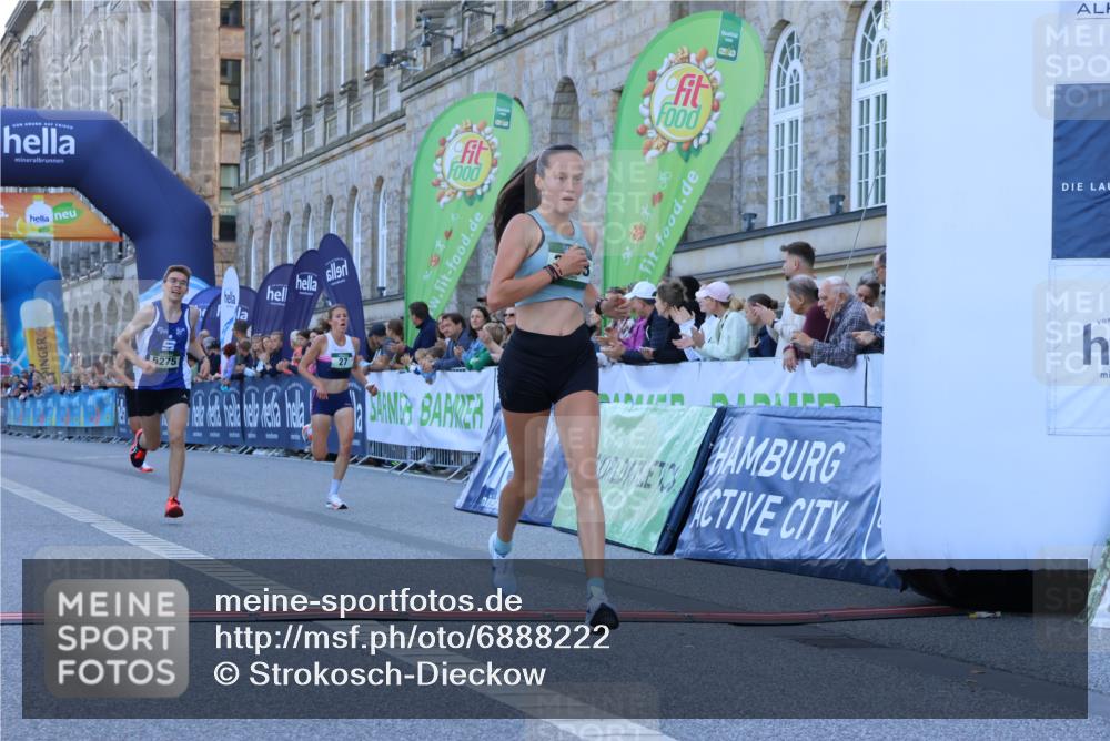 01.09.2024 - BARMER Alsterlauf Strokosch-Dieckow http://msf.ph/oto/6888222 01.09.2024 09:34:46 Ziel 27, 28, 3608, 4146, 5275 meine-sportfotos.de