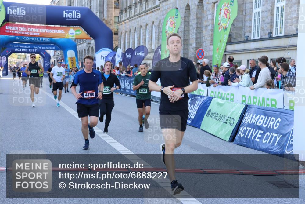 01.09.2024 - BARMER Alsterlauf Strokosch-Dieckow http://msf.ph/oto/6888227 01.09.2024 09:49:29 Ziel 2028, 2187, 2454, 2558, 2606, 4235, 4561, 4681, 4790, 4847, 5039, 5137, 8307 meine-sportfotos.de