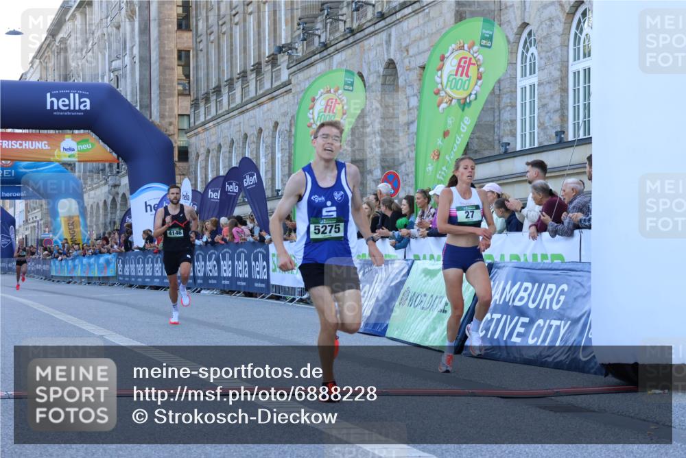 01.09.2024 - BARMER Alsterlauf Strokosch-Dieckow http://msf.ph/oto/6888228 01.09.2024 09:34:48 Ziel 27, 28, 3608, 4146, 5275 meine-sportfotos.de