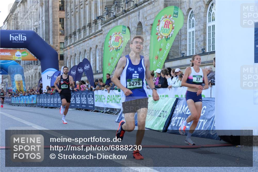 01.09.2024 - BARMER Alsterlauf Strokosch-Dieckow http://msf.ph/oto/6888230 01.09.2024 09:34:48 Ziel 27, 28, 3608, 4146, 5275 meine-sportfotos.de