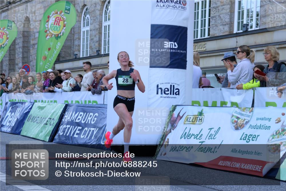 01.09.2024 - BARMER Alsterlauf Strokosch-Dieckow http://msf.ph/oto/6888245 01.09.2024 09:34:55 Ziel 28 meine-sportfotos.de